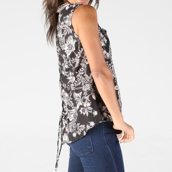 Button Down Floral Sleeveless Shirt with Collar - Picture 3 of 4